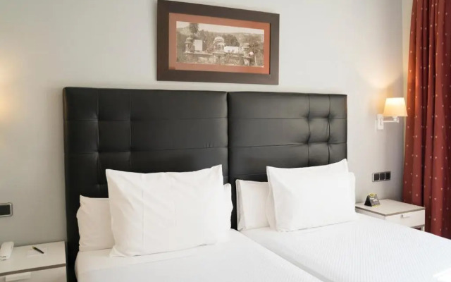 Hotel Sercotel Tres Luces