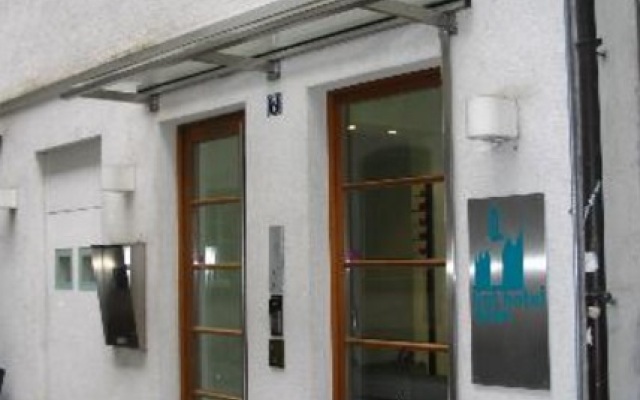 Lint Hotel Koln вид на фасад