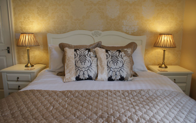 Отель The Crescent Guest House комната для гостей