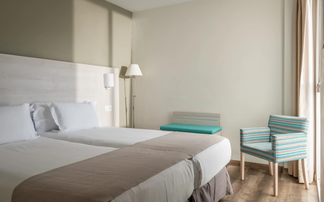 Vistasol Apartments