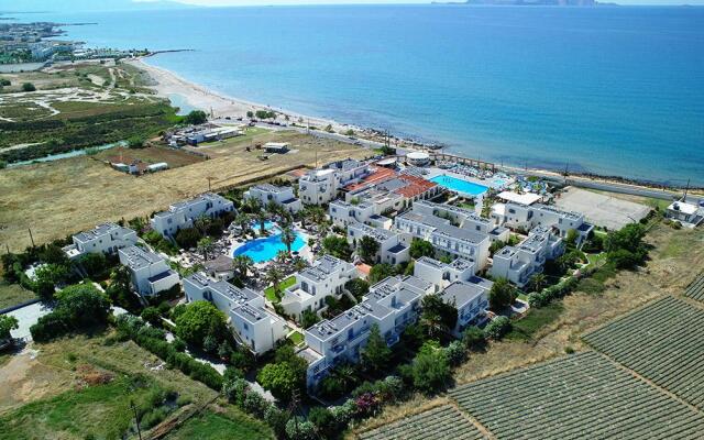 Europa Beach Hotel Гувес пляж