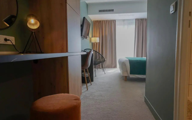 Quintessia Resort