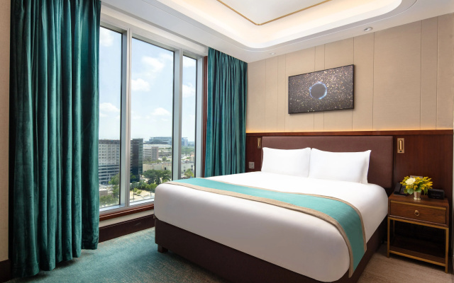Blossom Hotel Houston, Curio Collection by Hilton