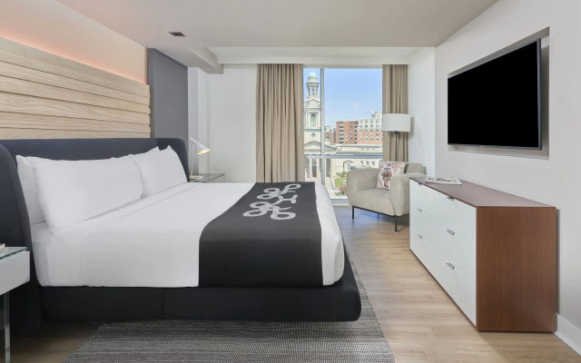 Hotel Zena, a Viceroy Urban Retreat
