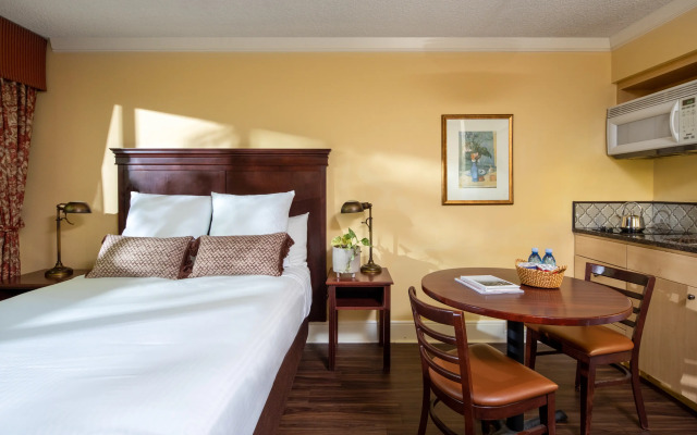Park Lane Suites and Inn