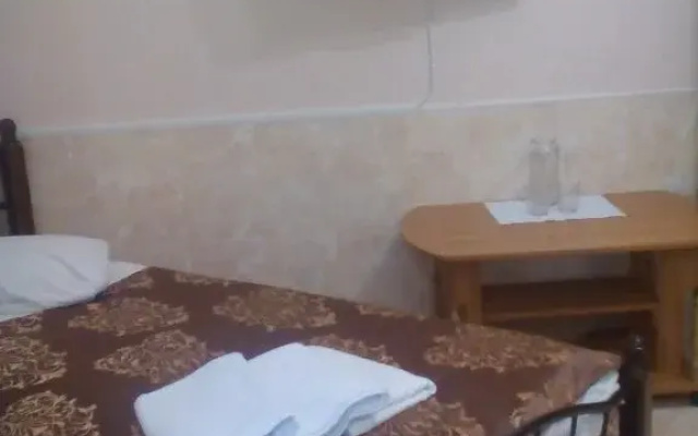 Альпийский на Станиславского Гест Хаус