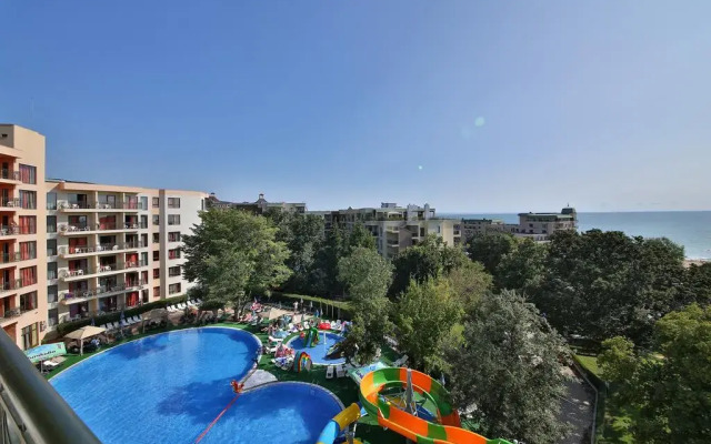Prestige Hotel and Aquapark бассейн