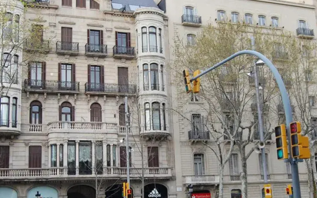 Апартаменты Apartment Centro Plaza Cataluña Paseo De Gracia Барселона вид на фасад
