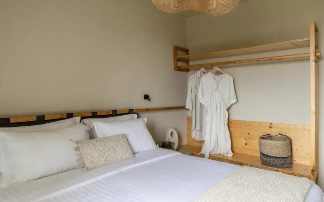 Fari Stone Villas