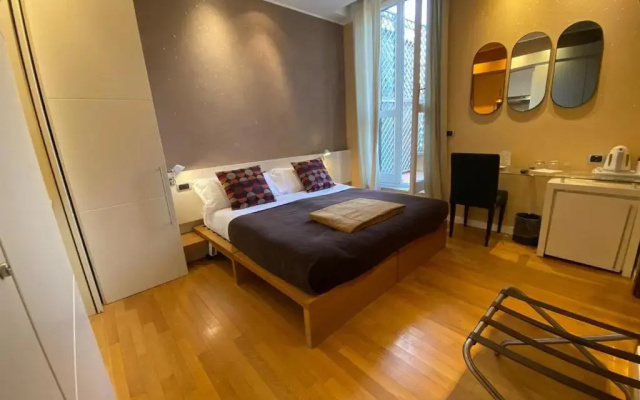 Hotel Tritone Rome