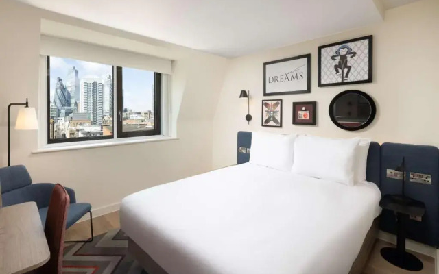 Hampton by Hilton London City