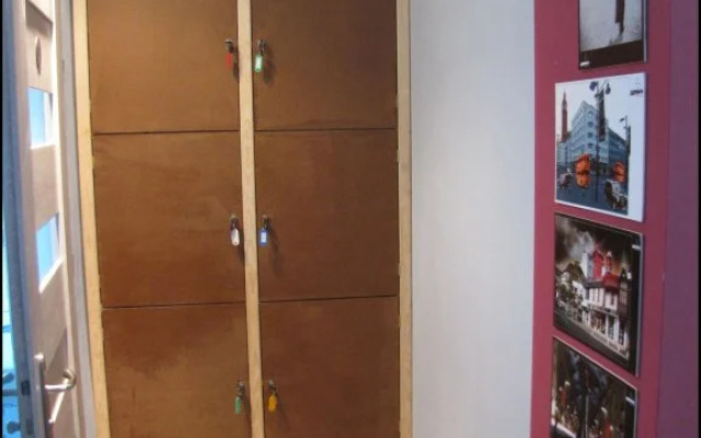 Hobo Hostel