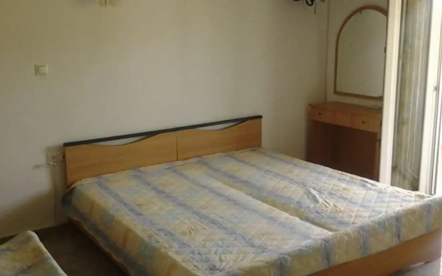Vigla House