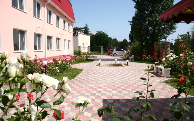 Гостиница Sapfir парковка