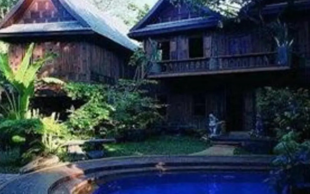 Отель Baan Thai Wellness Retreat Bangkok Бангкок