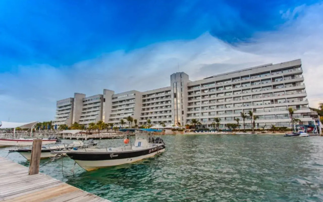 Отель GHL Hotel Sunrise Колумбия, Сан-Андрес - отзывы, цены и фото номеров - забронировать отель GHL Hotel Sunrise онлайн приотельная территория