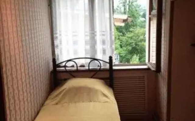 Лавр