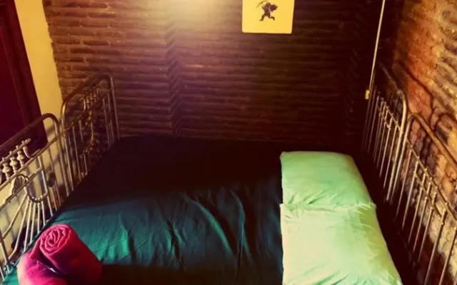 Leviathan Hostel спа