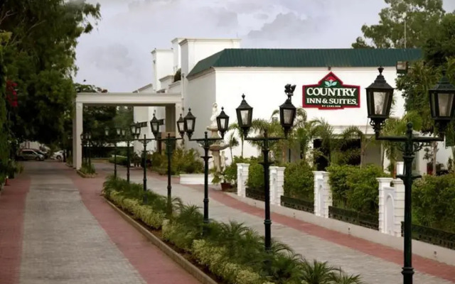 Отель Country Inn & Suites By Carlson, Satbari, New Delhi Индия, Нью-Дели - отзывы, цены и фото номеров - забронировать отель Country Inn & Suites By Carlson, Satbari, New Delhi онлайн помещение для мероприятий