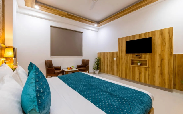 Отель Corporate Suites