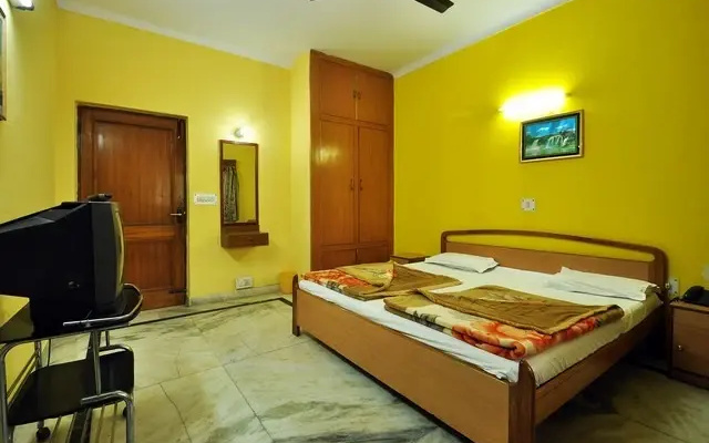 Hotel Royal Inn