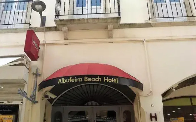 Albufeira Beach Hotel вид на фасад