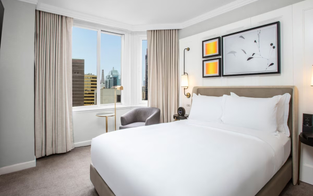 Отель The Luxury Manhattan Midtown