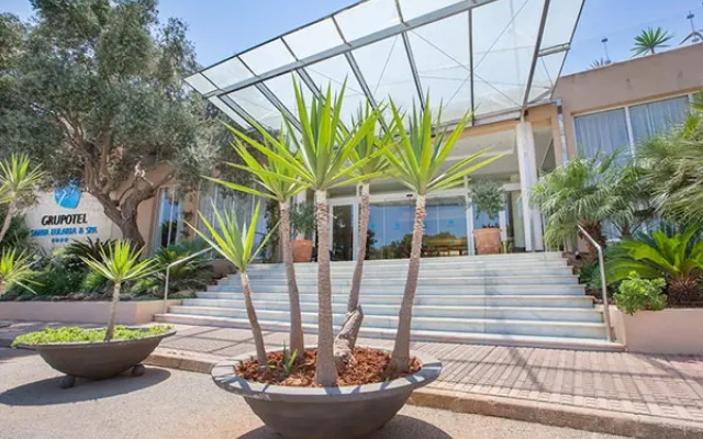 Отель Grupotel Santa Eulària & Spa - Adults Only