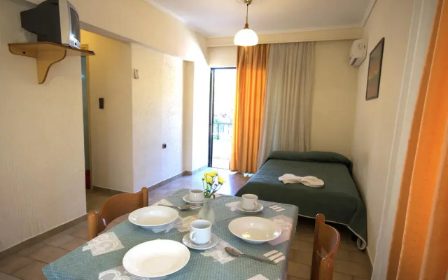 Poseidon Hotel and Apartments