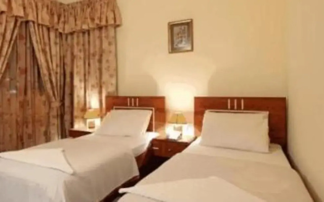 Palmland Hotel Suites