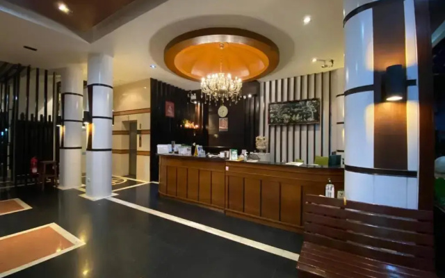 77 Patong Hotel & Spa