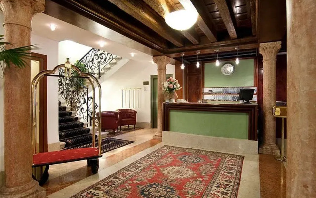 Отель Foscari Palace Италия, Венеция - 2 отзыва об отеле, цены и фото номеров - забронировать отель Foscari Palace онлайн интерьер отеля