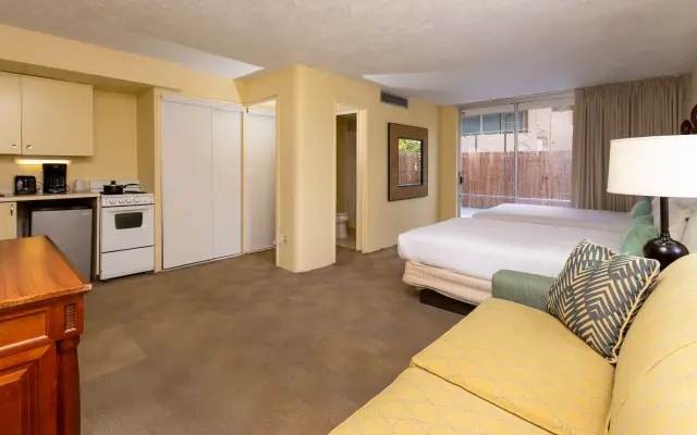 Ohia Waikiki Studio Suites