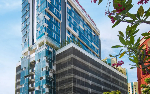 Отель Hilton Garden Inn Singapore Serangoon вид на фасад