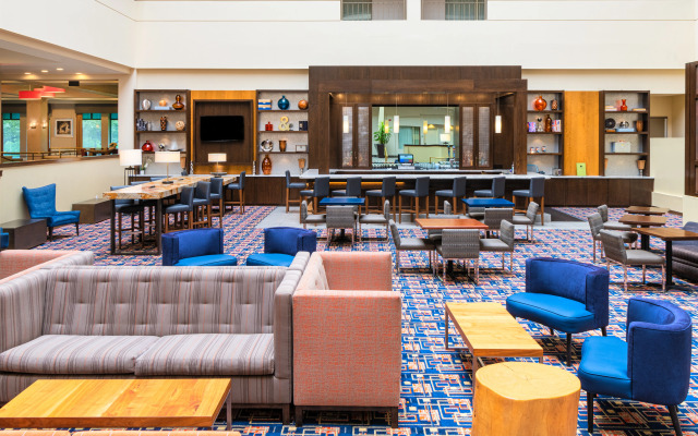 DoubleTree Suites by Hilton Hotel Philadelphia West