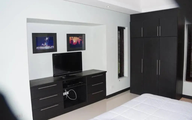 4 Bedroom Villa in Pattaya Beachfront