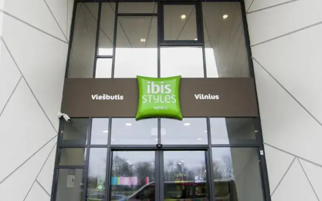Отель Ibis Styles Vilnius Литва, Вильнюс - - забронировать отель Ibis Styles Vilnius, цены и фото номеров вид на фасад
