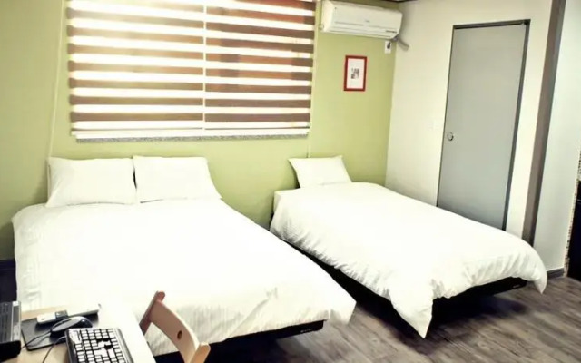 2Nville Guest House