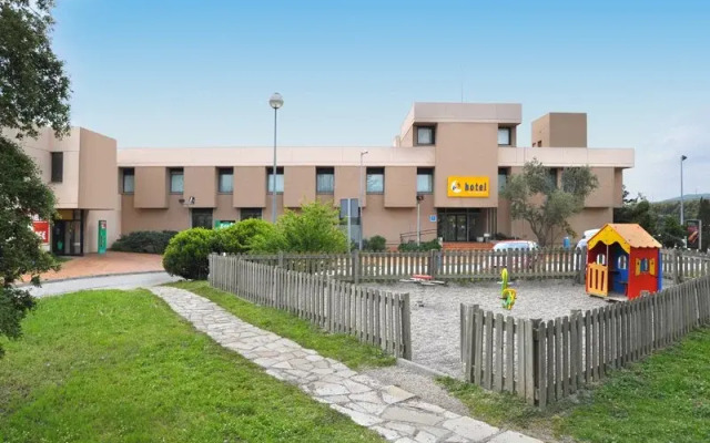 Отель AS Hoteles Porta Catalana Агульяна детские мероприятия