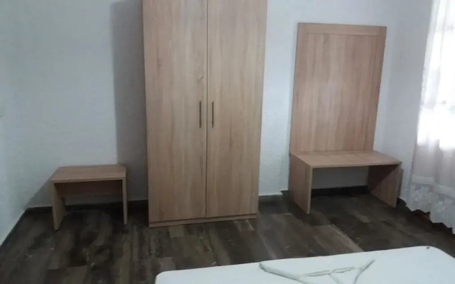Studios Limnionas