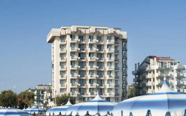 Отель Terminal Palace & SPA Италия, Римини - отзывы, цены и фото номеров - забронировать отель Terminal Palace & SPA онлайн вид на фасад