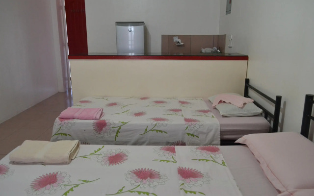 Bolabog Apartelle at The English Bakery Main