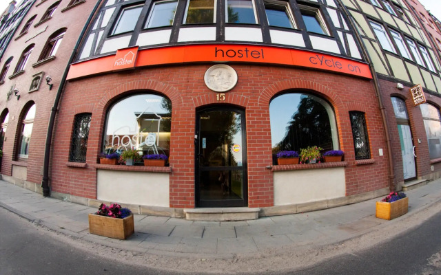 Hostel Cycle On Гданьск вид на фасад