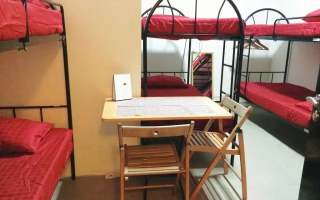 Attic Airways Bed & Breakfast