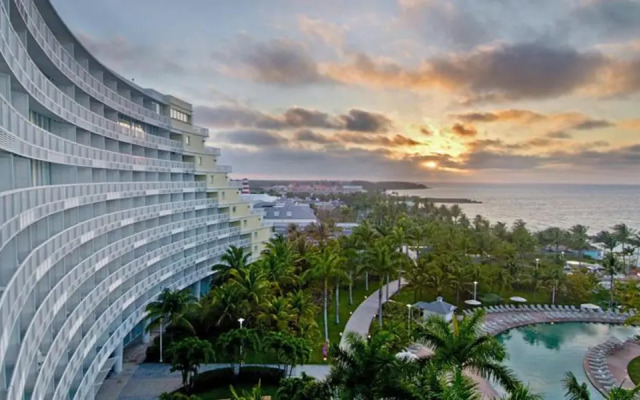 Отель Grand Lucayan Resort пляж