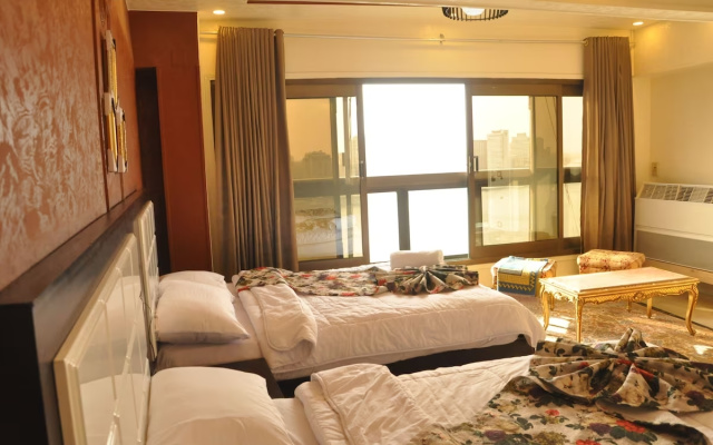 Nile sky hotel and suites