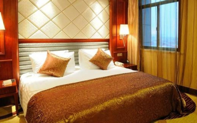 Zhuji Henbing Hotel