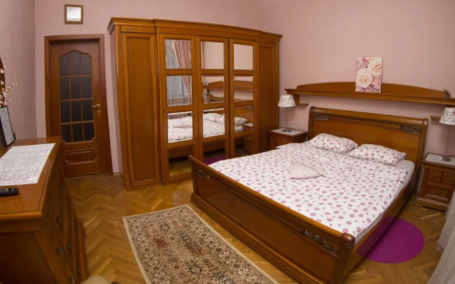 Flamingo na Tulskoj Mini-hotel
