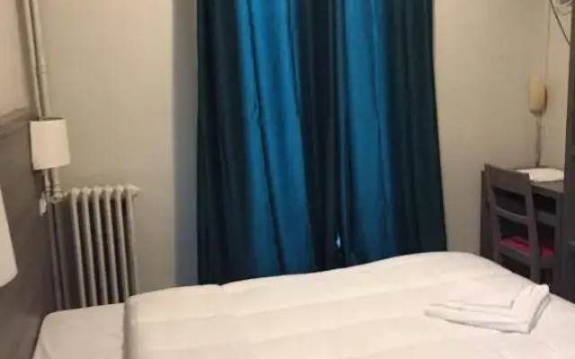 Pax Hotel