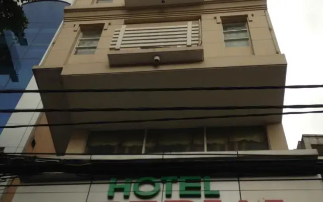 Imperial Saigon Hotel вид на фасад